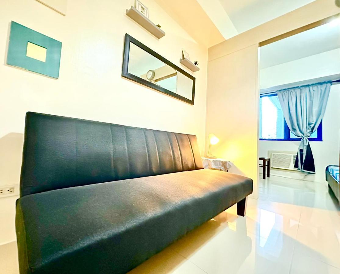 Sea Residences - Angel Alano Manila Bagian luar foto